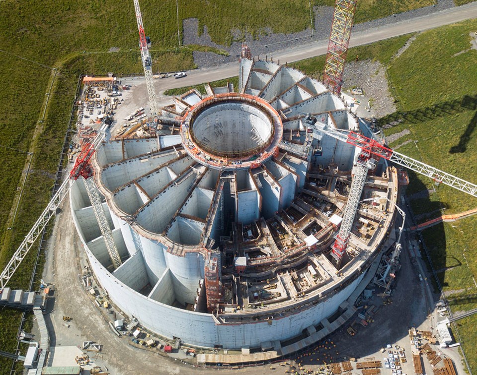 Husky West White Rose concrete gravity structure Aug26-2019_9407-1000px
