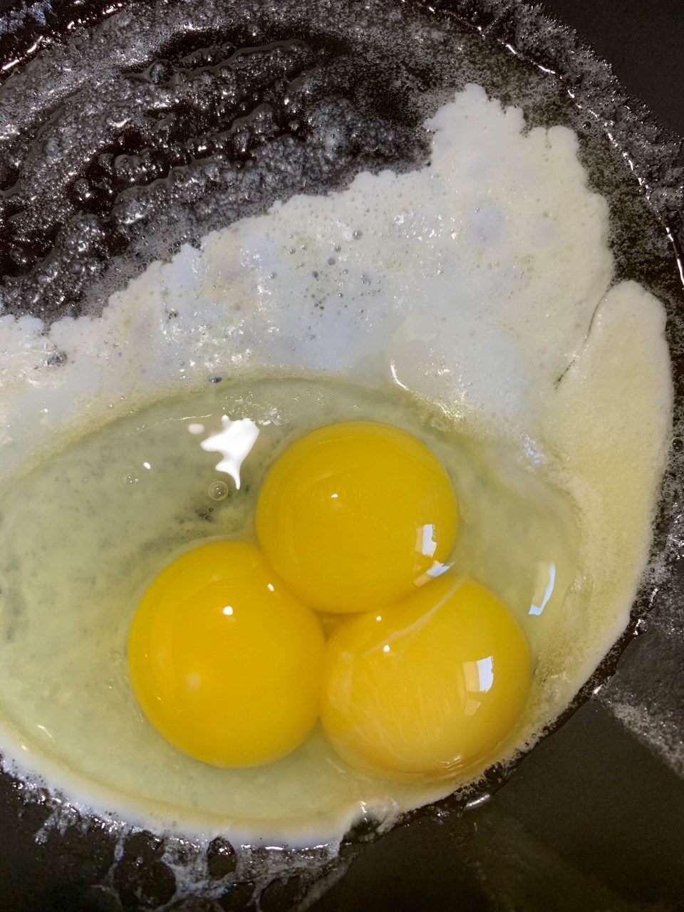 triple yolk