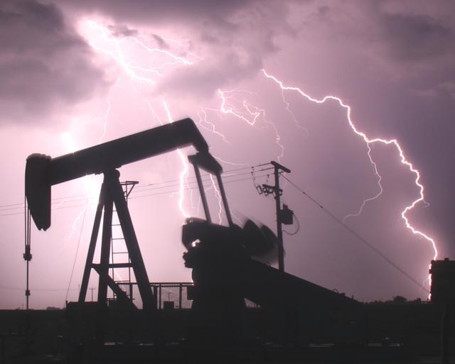 lightning-pumpjack