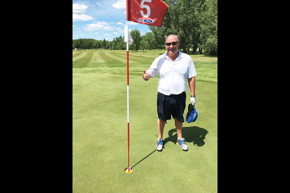 Dr. Robert Kitchen, MP for Souris-Moose Mountain, sank his first hole-in-one while golfing the Carlyle Golf Course on June 26. His debut hole-in-one was on #5, 178 yards. Congratulations Dr. Kitchen!