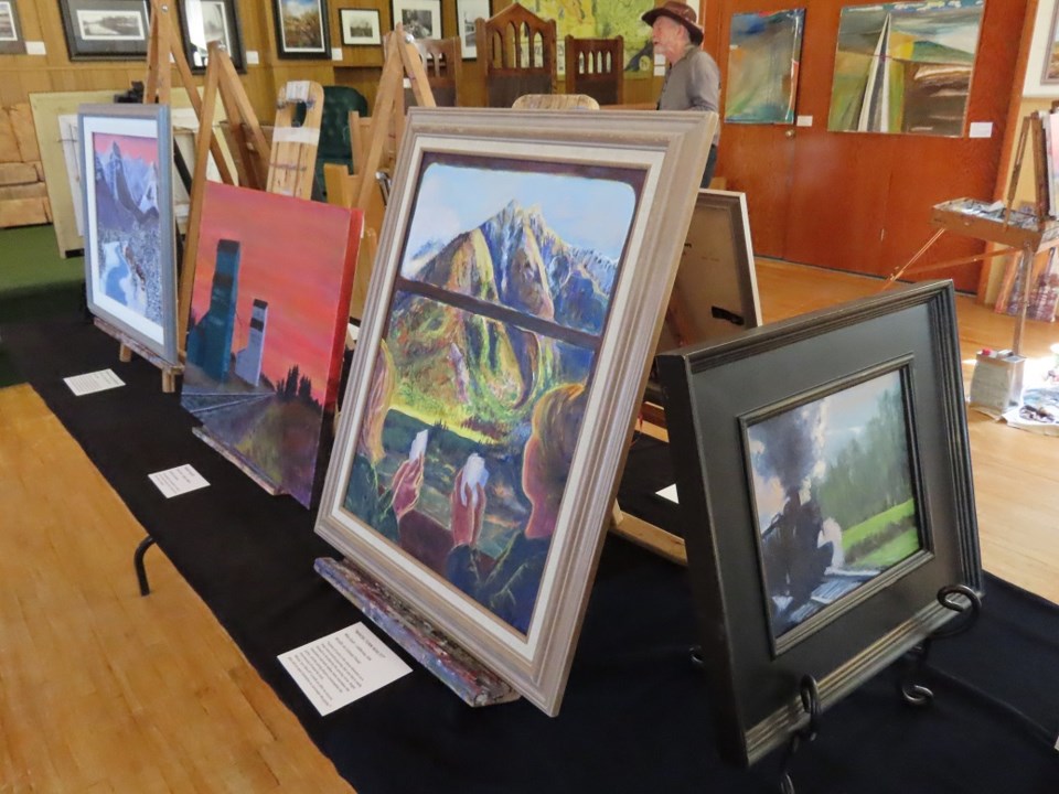 Loreburn hosts varied art exhibit in Cultural Centre_2