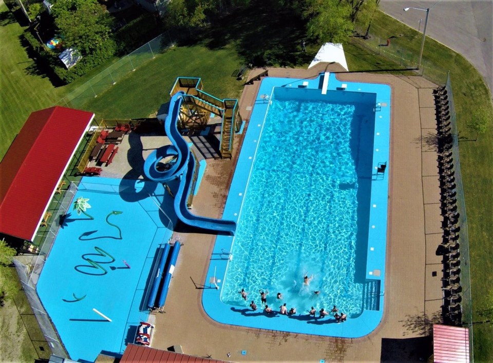 pool
