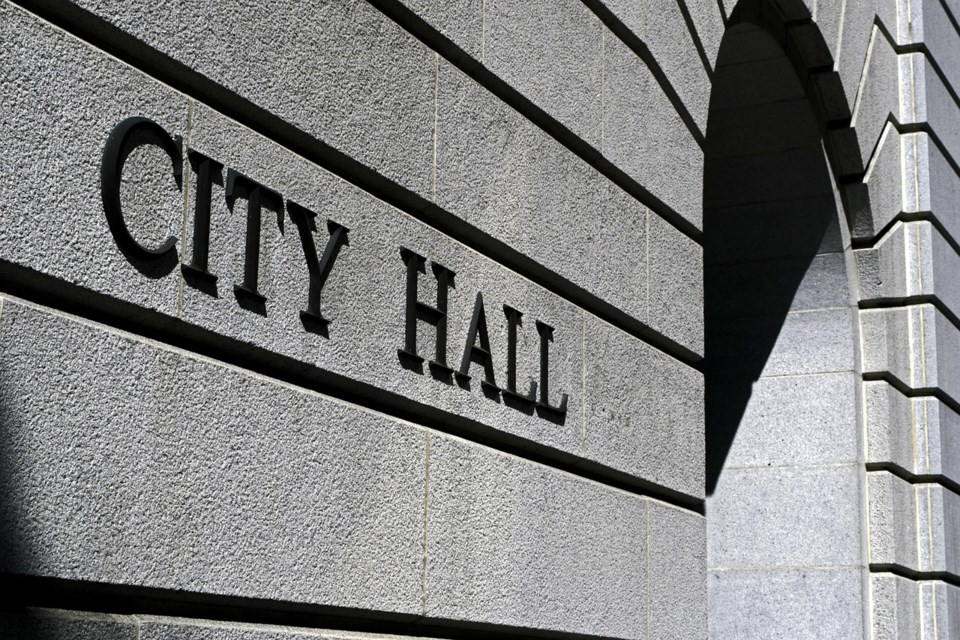city-hall-719963_1280