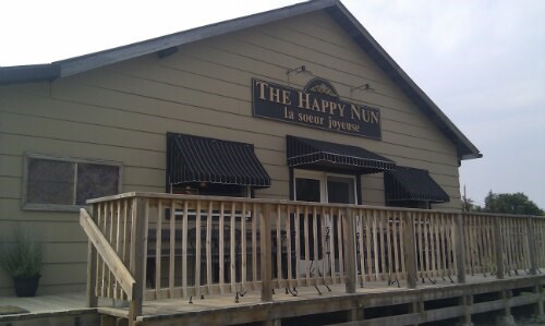 Happy Nun Cafe