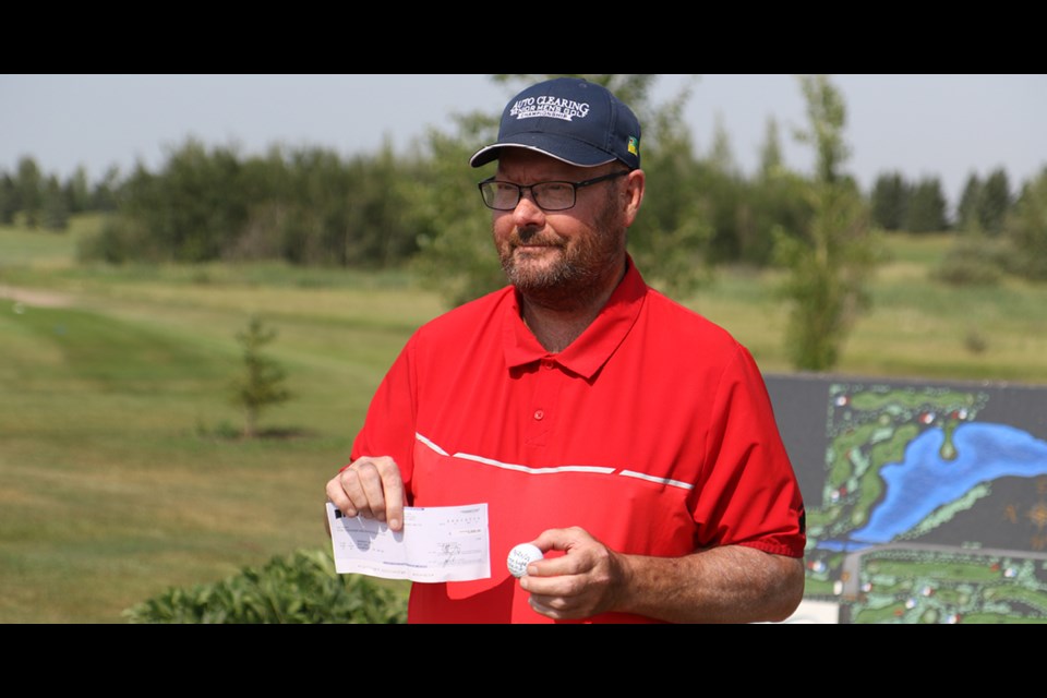 Murray Lees, a Humboldt resident, got a hole in one during the Auto Clearing Senior Men’s Championship in Saskatoon in late June. He chatted to the Humboldt Journal about his win at the Humboldt Golf Club on July 22. Photo by Devan C. Tasa