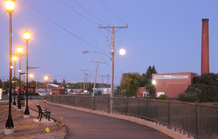 GN201310130929990AR.jpg
