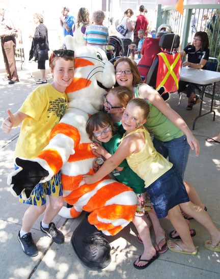 GN201210120629753AR.jpg