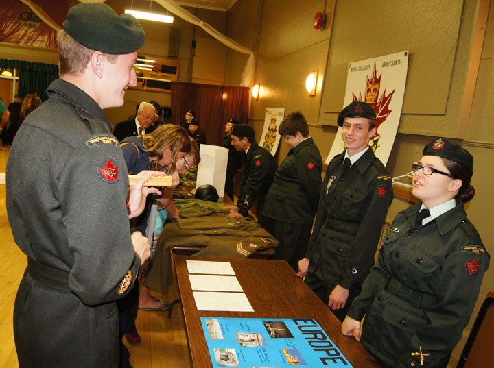 GN201310130529880AR.jpg
