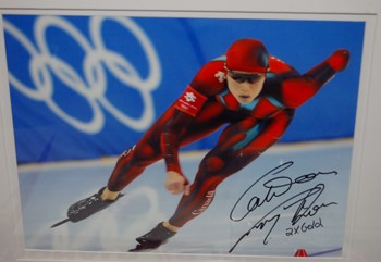 A signed photograph of Catriona Le May Doan, two time Olympic Gold medalist originally from Saskatoon, was sold at the silent auction during the Red Wings fundraising event on January 21.