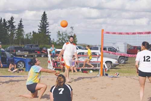 Competition heated up at the semi-final rounds for the volleyball tournament.