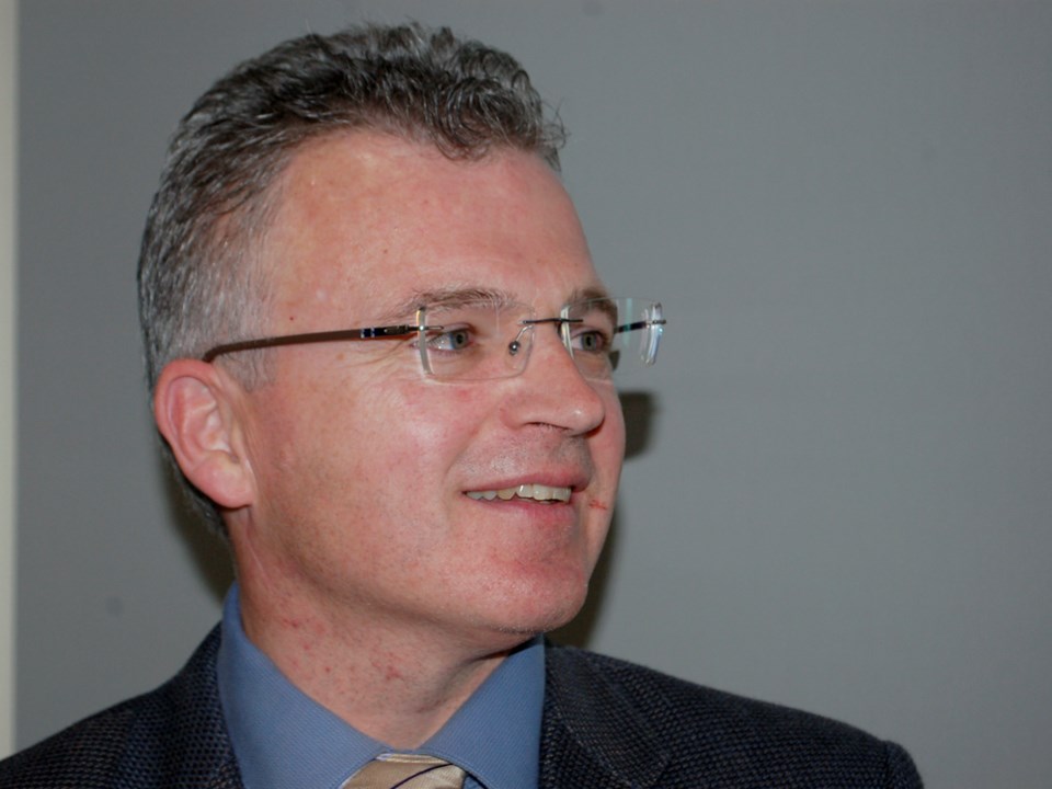 Chris Coles, cenovus