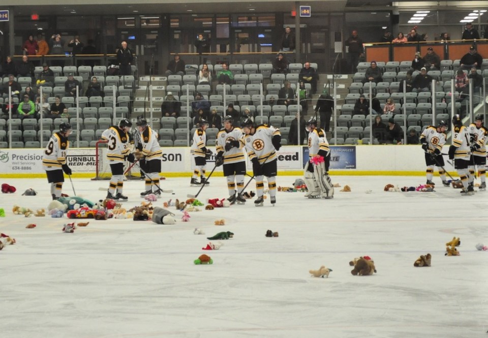 Bruins teddy bear toss