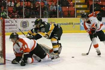 GS201110312229986AR.jpg