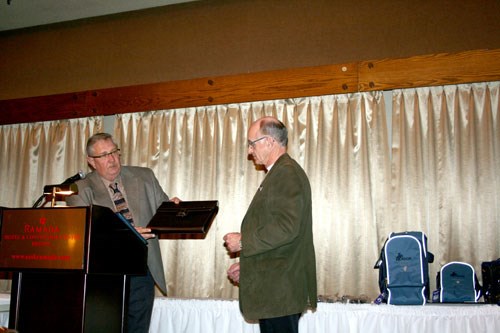 GS201110303249990AR.jpg