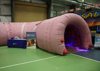 GS201210311149999AR.jpg