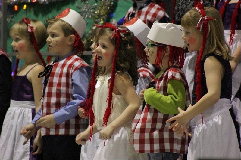 École McIsaac School’s Kindergarten to Grade 3 students held their Christmas concert last week. Pictured, rag dolls sang and danced while other songs saw toys come alive.
