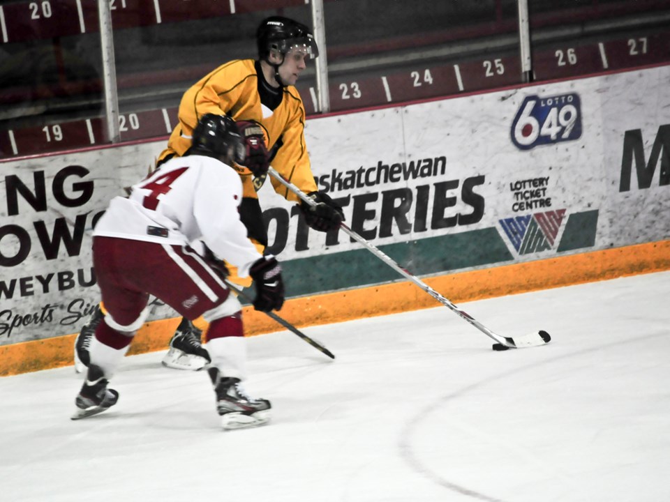 2015 bruins alumni game vs weyburn