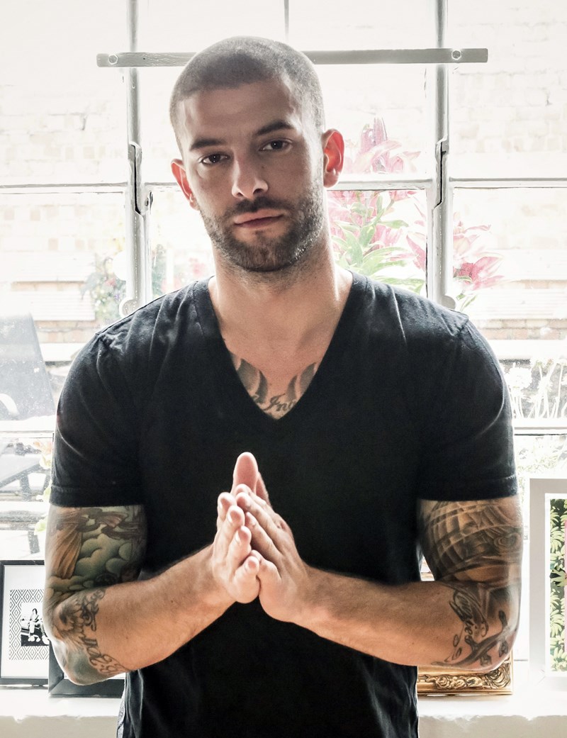 Darcy Oake