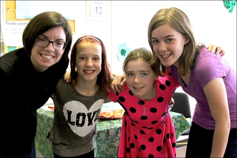 Niki Ashton with Flin Flon Kin Kids