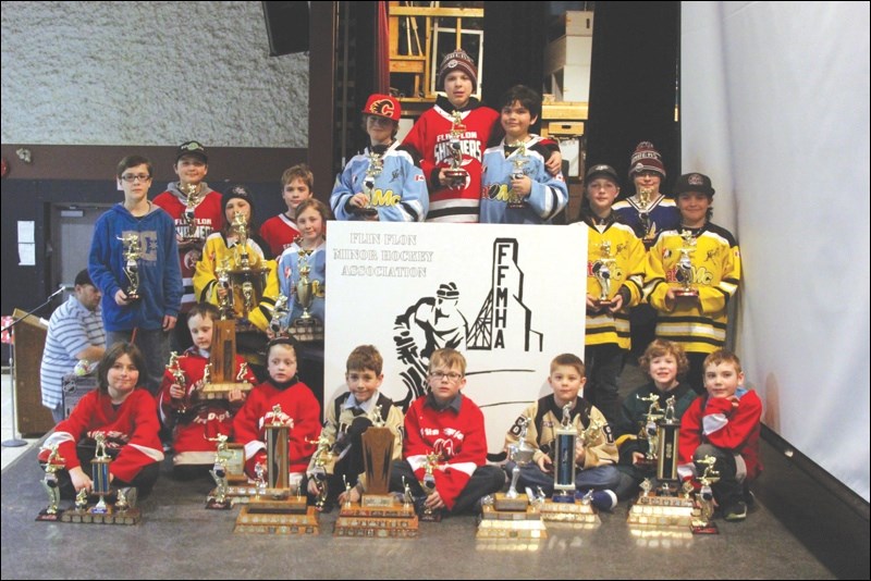 League Awards
back row, from left
Peewee Top Defenceman: Brandt Moore, Peewee Most Improved: Carson Ledoux, Atom Top Goalie: Logan Salamondra, Peewee Top Goalie: Brayden Abbott, Atom Most Sportsmanlike: Mackenzie Schwartz, Atom Most Valuable Player: Evan Reid, Peewee Most Valuable Player: Brycen Francouer, Atom Most Improved: Chris Francouer, Atom Most Sportsmanlike: Robbie James, Peewee Top Goalie: Korey Benoit and Atom Top Defenceman: Marcus Kennedy 

front row, from left
Novice Most Sportsmanlike: Spencer Meikle, Novice Most Improved: Maddox Dominey, Novice Most Inspirational: Logan Simon, Ethan Lavis, Novice Best Goalie: Paxton Moore, Novice Best Defensive Player: Jake Brown, and Novice Most Valuable Player: Wyatt Stinton, Ryder Mucha

missing from photo
Peewee Most Sportsmanlike: Abby Quick and Peewee Top Defenceman: Evan Madarash