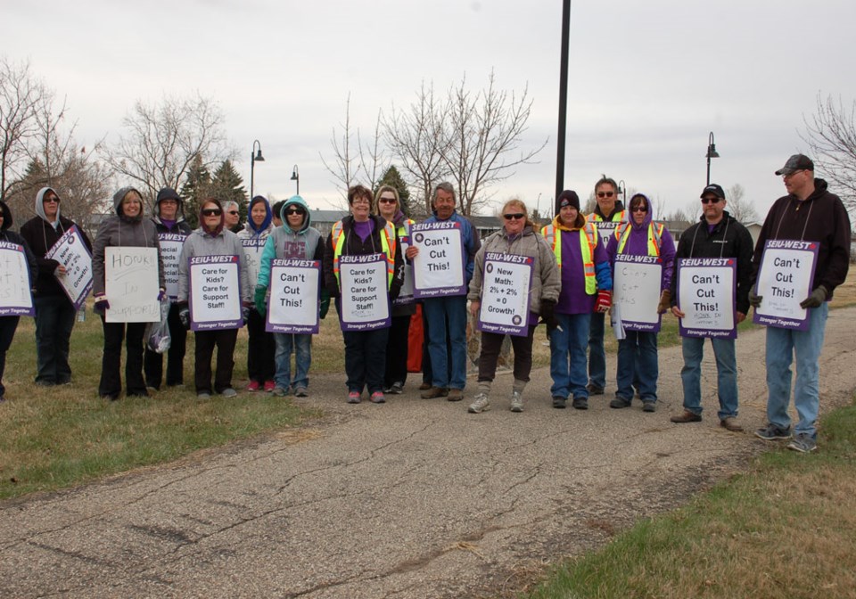 SEIU, education, picket line
