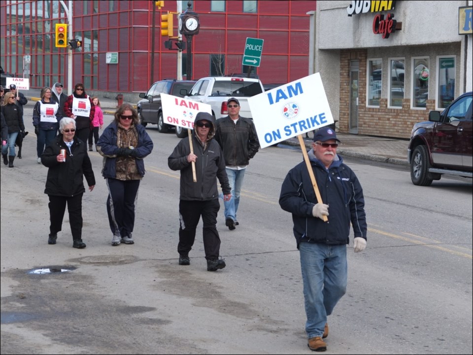 IAM members and supporters took part in a solidarity march down Main Street on Sunday afternoon.