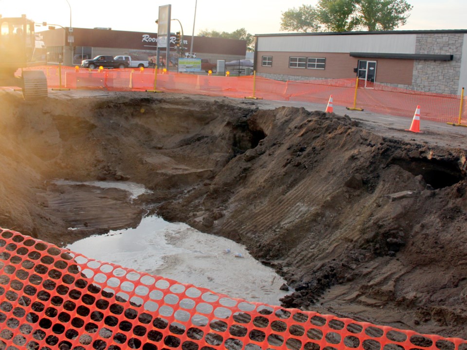 sink hole june 2015