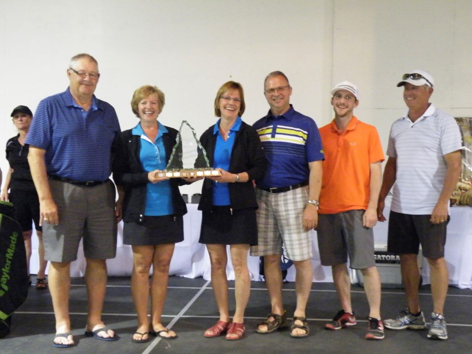 Golftrophy.jpg