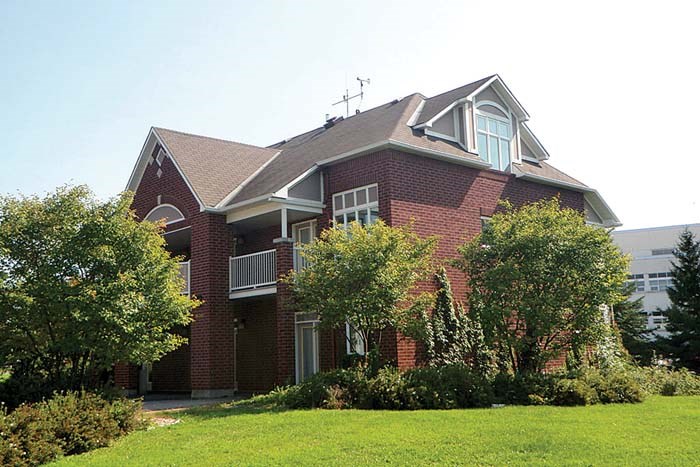 Flex Housing