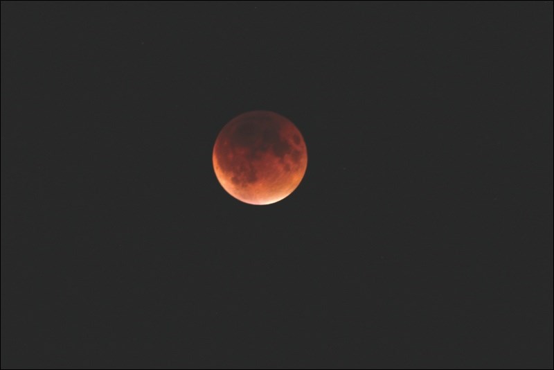 SUPERMOON ECLIPSE