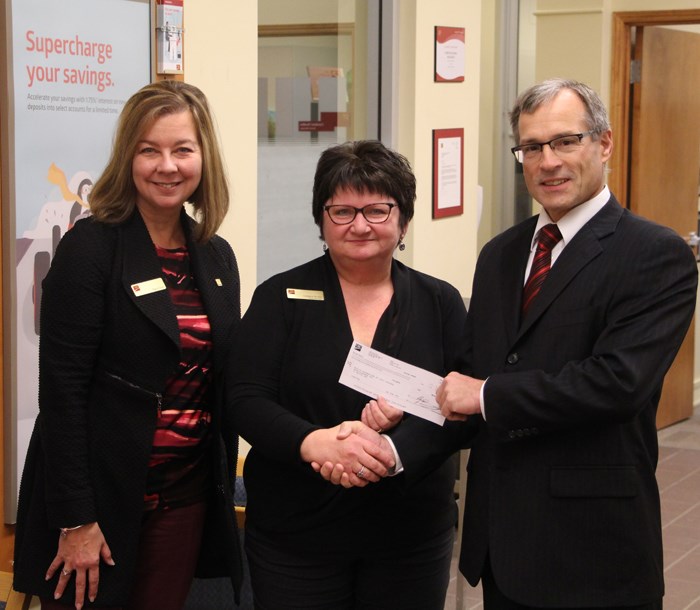 CT Scan – The CIBC has made a major contribution to the purchase of a new CT Scan for the region. The bank has donated $6,500 to the campaign, with Cheryl Zankl, Regional Vice-President and Candace Tendler, Banking Centre Leader Branch Manager for CIBC in Yorkton presenting a cheque to Ross Fisher, Executive Director of the Health Foundation. Tendler says the bank is proud to be making the donation. “Living and working in the community for all these years, you get to know our clients, family members and those types of things, and everyone has been affected by cancer in one shape or form. You feel like you have a personal connection.” The CT scan campaign has now broke the $500,000 mark, with a final goal of over $600,000.