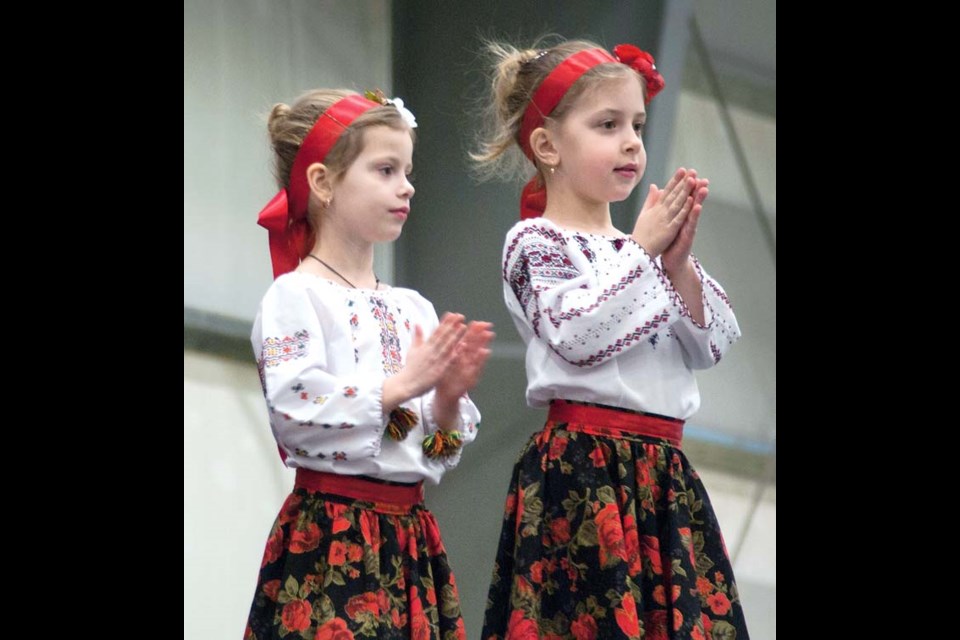 The Troyanda Ukrainian Dance Ensemble celebrated Malanka, the traditional Ukrainian New Year’s Eve. The young dancers welcomed people to the event, symbolizing spring’s release from the captivity of winter.
