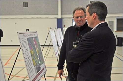 Officials from Crosby Hanna and Associates as well as Mayor Derek Mahon held an open house on Battleford's official community plan and zoning bylaw at Alex Dillabough Centre on Thursday. Photos by John Cairns