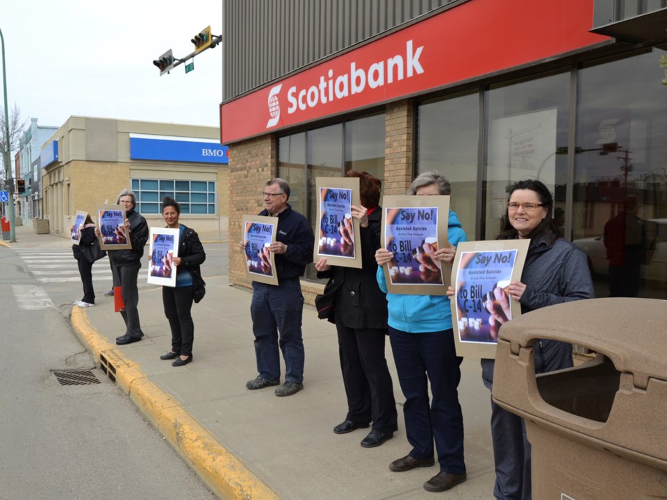 death bill protest may 2016