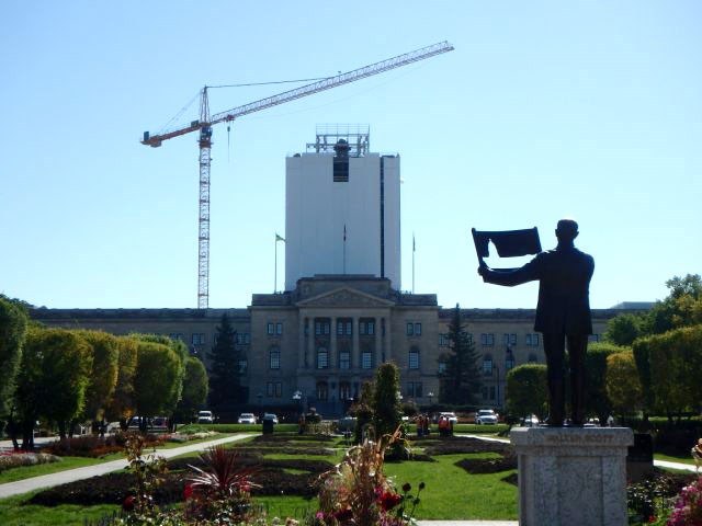 Sask Legislative new dome