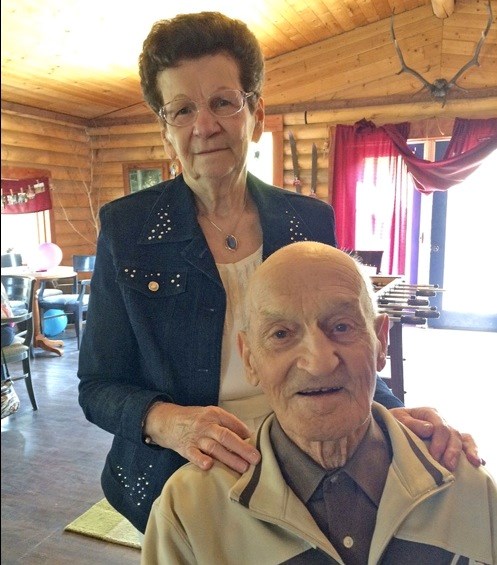 Stella and Walter Ewanchuk at their 65th wedding anniversary in Blue Mountain chalet near Whitkow. Photos by Elaine Woloshyn