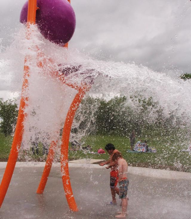 new spray park