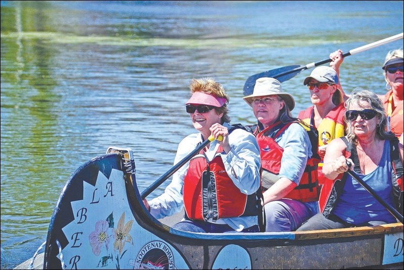 canoe team