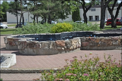 Co-op grant provides $89,000 for fountain replacement_2