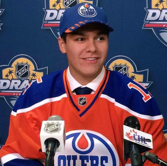 Edmonton Oilers sign Ethan Bear to two-year deal