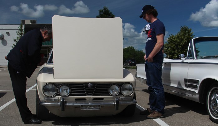Alfa Romeo GTV 2000