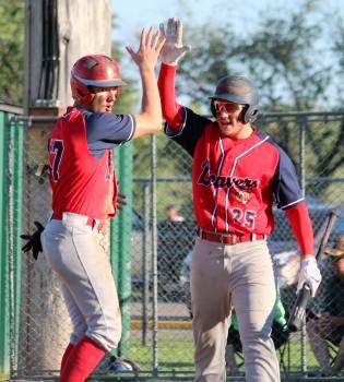 Midget AA Beavers Win