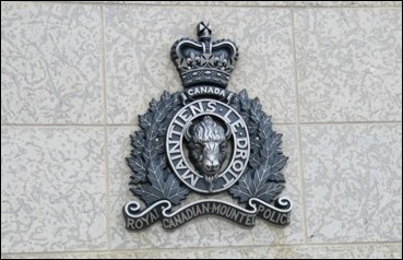 rcmp crest