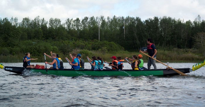 Fiery Competition Youth of the Yorkton Canoe Kayak Club (YCKC) paddled to victory in the YCKC 2016 Developmental Regatta. Canoers/kayakers sprinted along the 1,000m courses Saturday morning, with minor wind gusts to contend with. Dragon boats, seen here, graced the waters of York Lake for the third consecutive year.