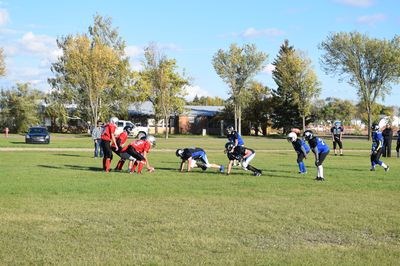 Both teams got into position before the Canora junior Cougars made a play.