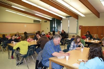 The breakfast, which was organized by the Student Representative Council (SRC) and School Community Council (SCC), offered pancakes, sausage, coffee and juice to those who made a silver donation. The funds collected are to go towards literacy corners in the school, according to Katherine LeBlanc, the school’s principal.