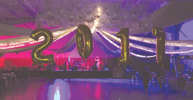 Dance Raises Money for New Pool