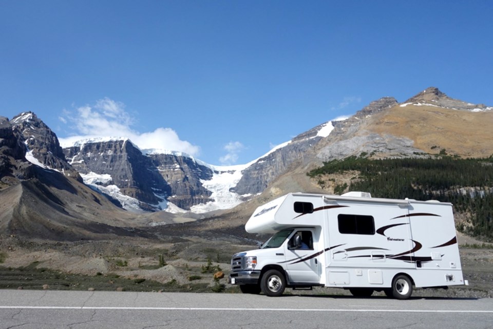 1A-Alberta RV Maximize RV Storage