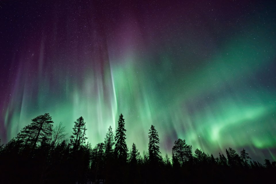 02-nov-northern-lights