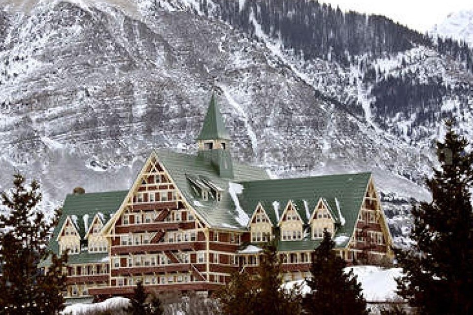 05-hallmark-waterton